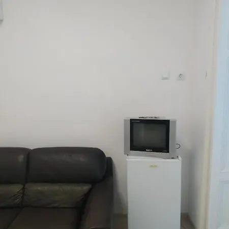 мария луиза Apartman *