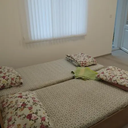 мария луиза Апартамент Варна